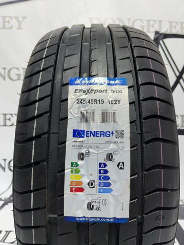 Triangle EffeX Sport TH202 245/45 R19 102 Y без шипов