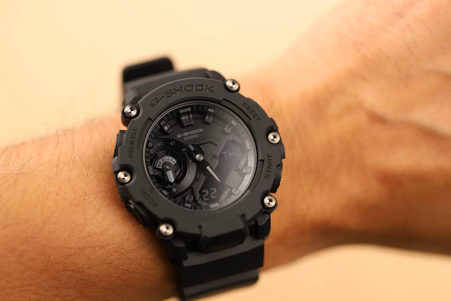Наручные часы Casio GA-2200BB-1ADR