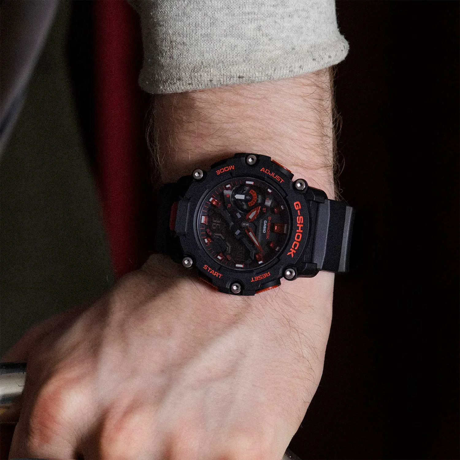 Наручные часы Casio GA-2200BNR-1ADR купить,NaN