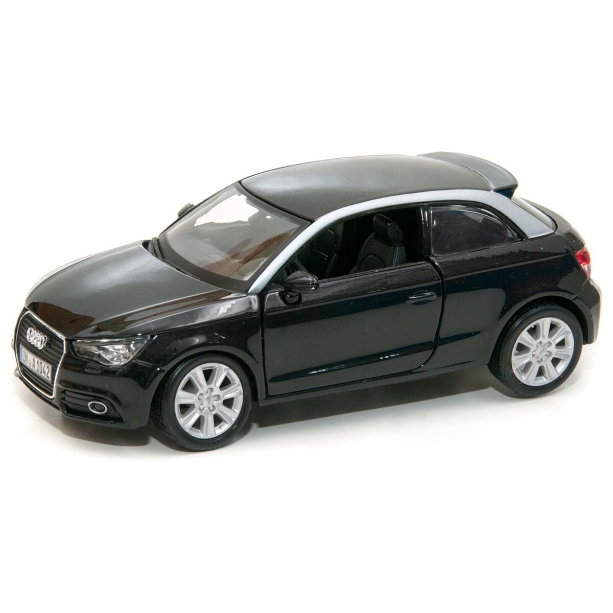 Модель автомобиля Bburago 1:24 Audi A1 черная купить,NaN
