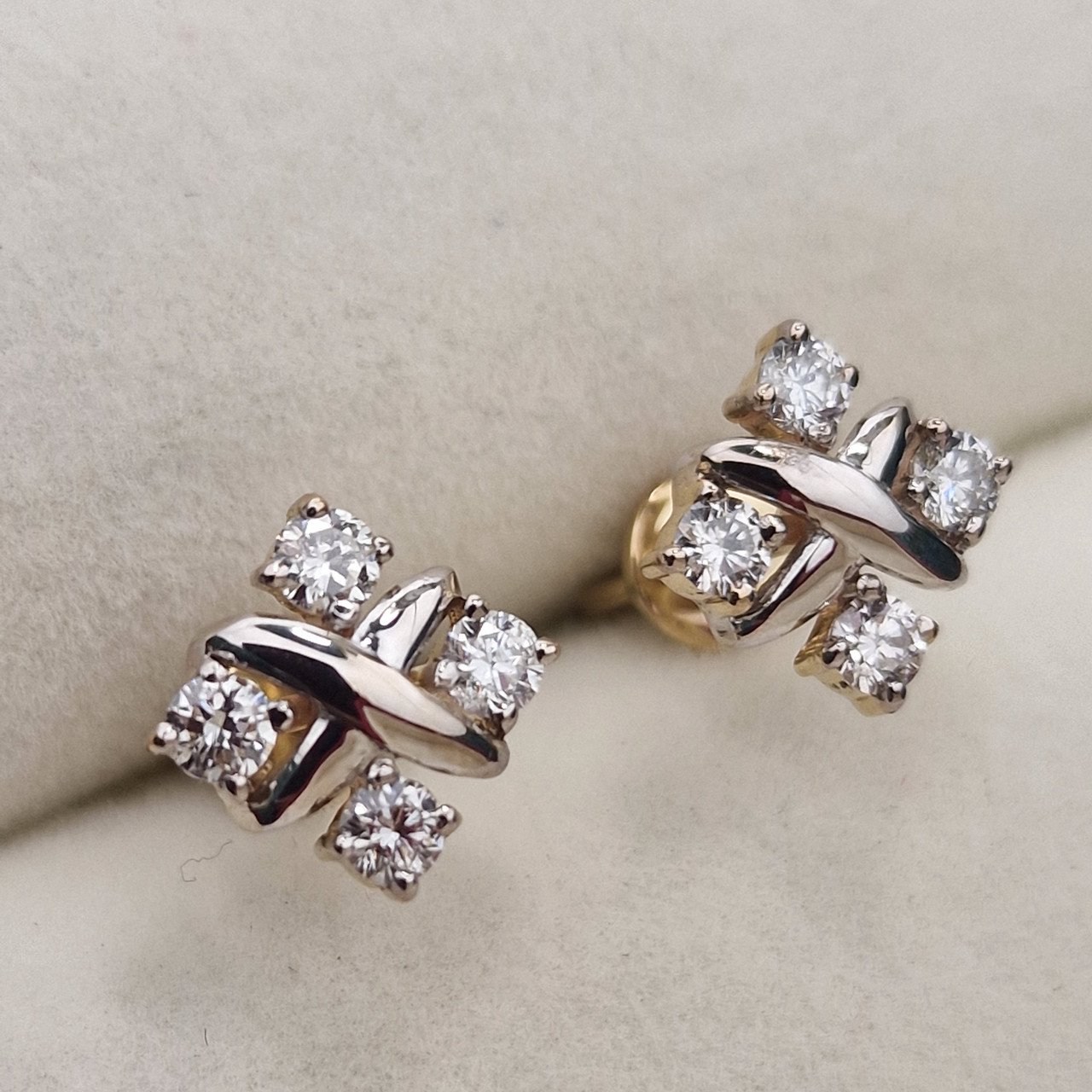 Серьги Deimantas 101763202 2,28гр 0,50ct. купить,NaN