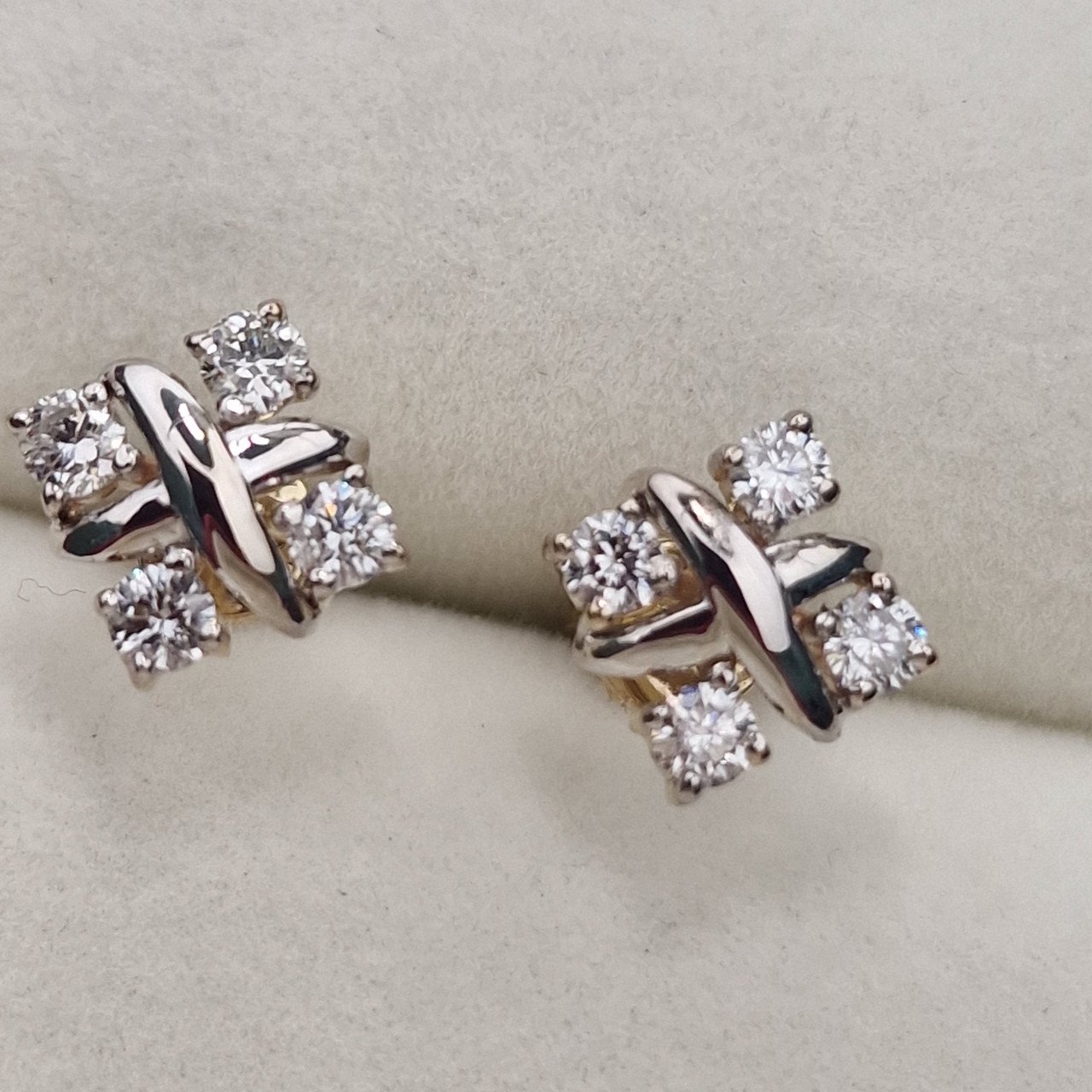 Серьги Deimantas 101763202 2,28гр 0,50ct. купить,NaN