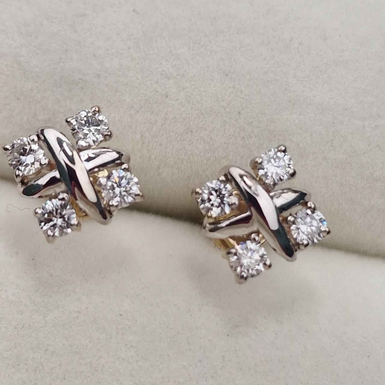 Серьги Deimantas 101763202 2,28гр 0,50ct. купить,NaN