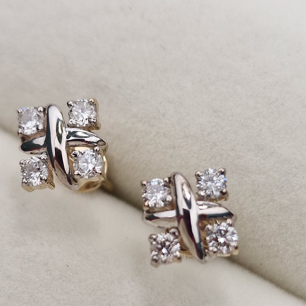 Серьги Deimantas 101763202 2,28гр 0,50ct. купить,NaN