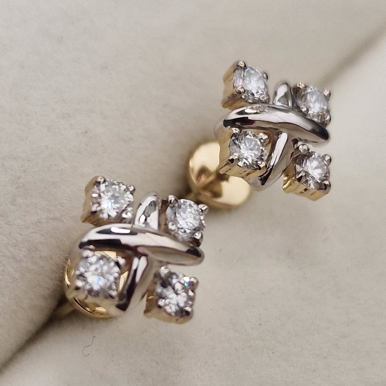 Серьги Deimantas 101763202 2,28гр 0,50ct. купить,NaN