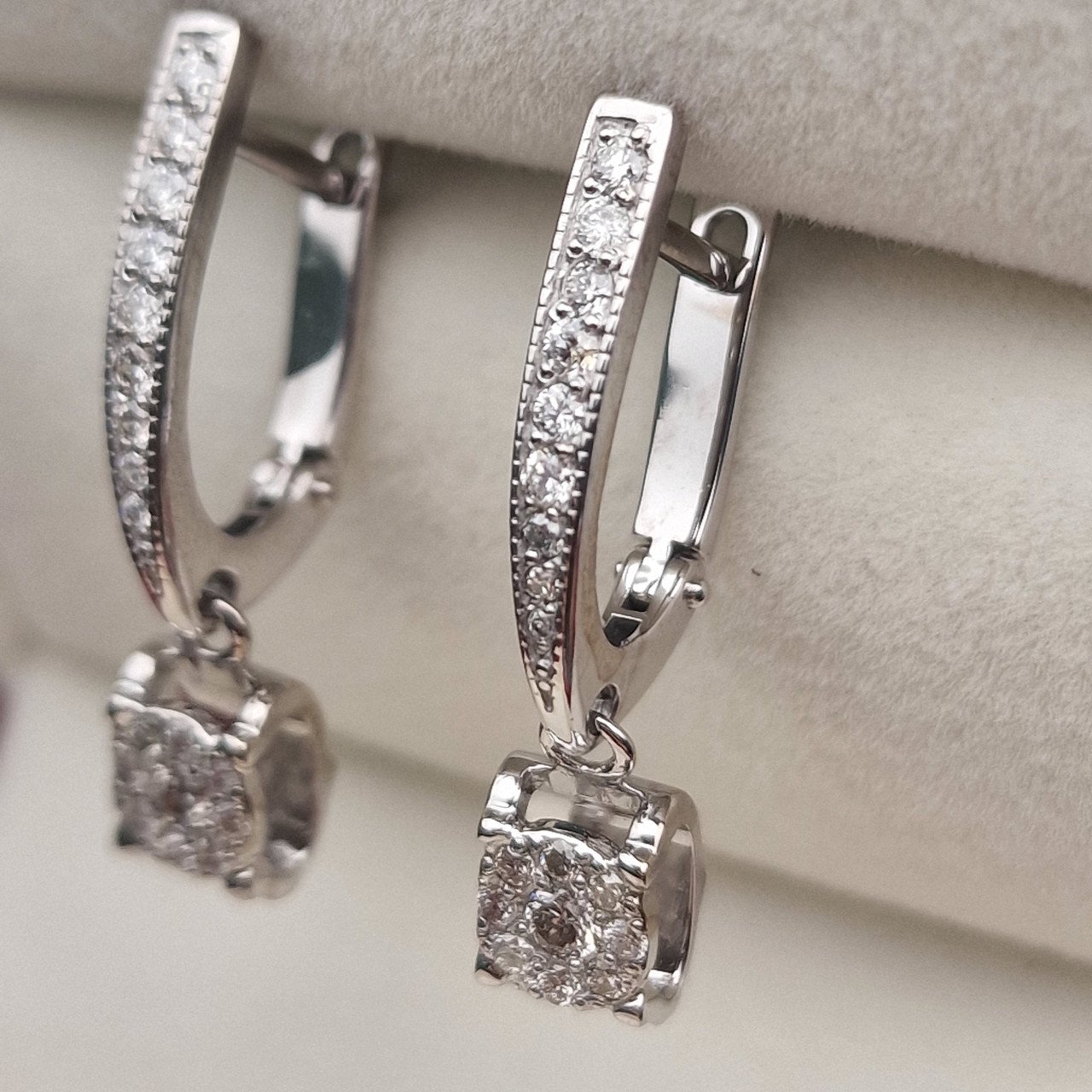Серьги Deimantas 101763197 3,7гр 0,44ct. купить,NaN