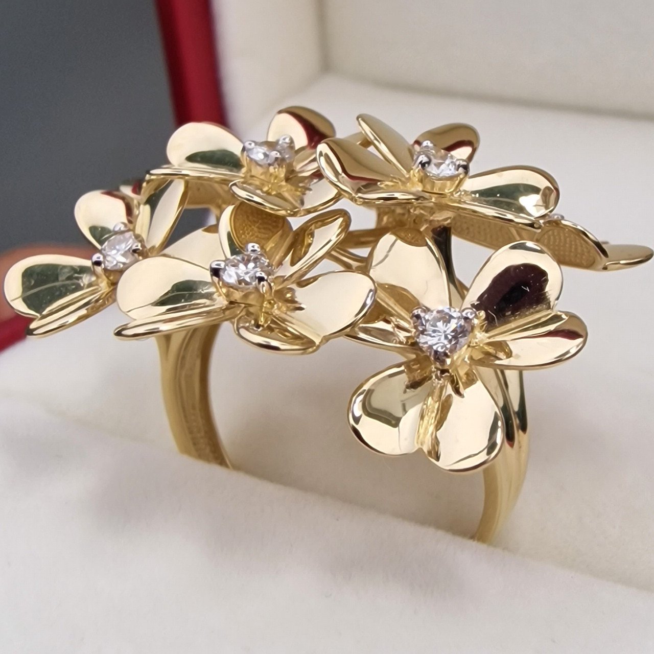 Кольцо Deimantas 101763177 18,5р 7,84гр 0,48ct. купить,NaN
