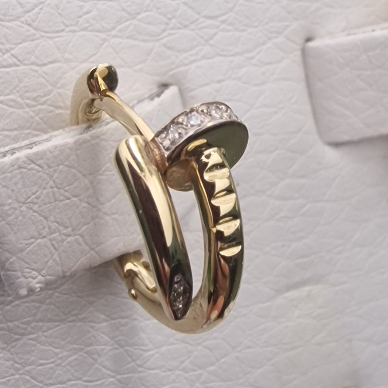 Серьги Deimantas 101763204 3,71гр 0,06ct. купить,NaN
