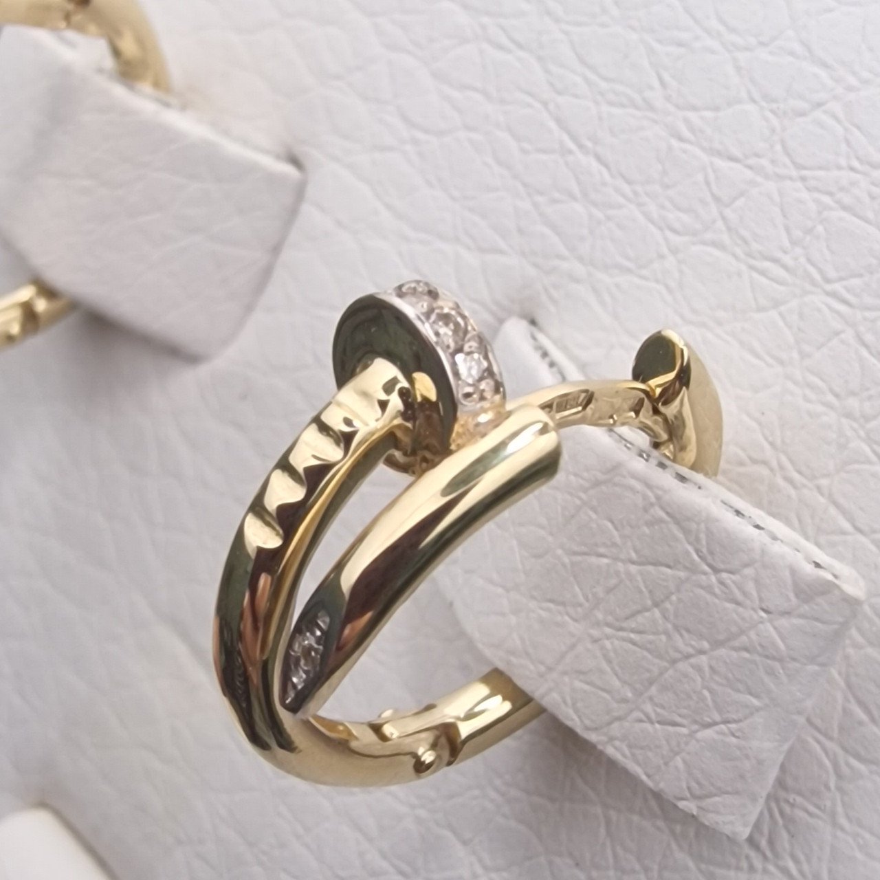 Серьги Deimantas 101763204 3,71гр 0,06ct. купить,NaN