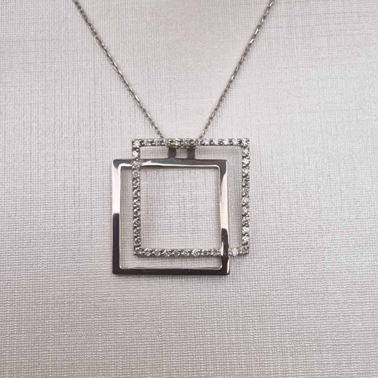 Кулон Deimantas 101763212 1,03гр 0,207ct. купить,NaN