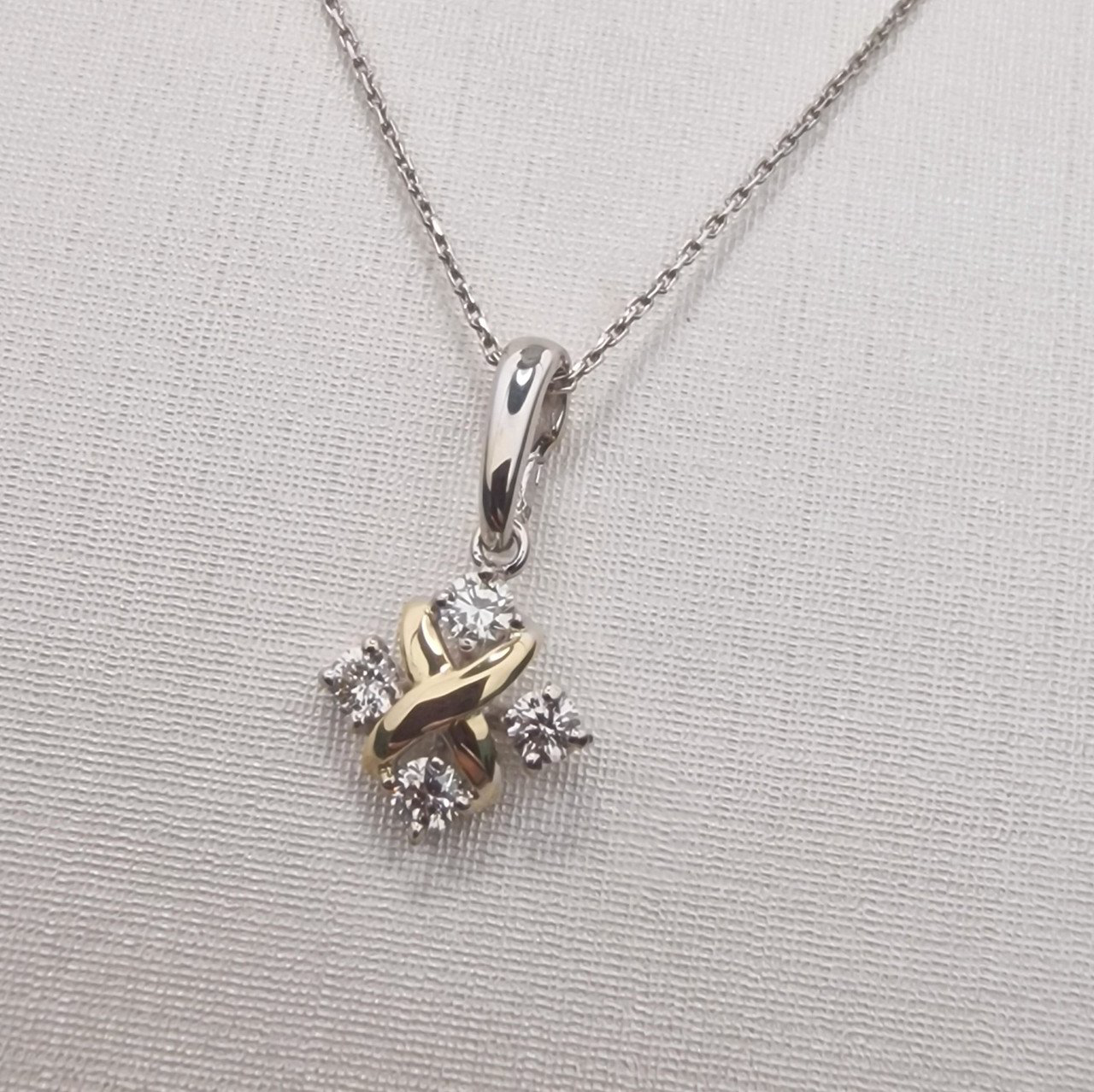 Кулон Deimantas 101763232 0,97гр 0,22ct. купить,NaN