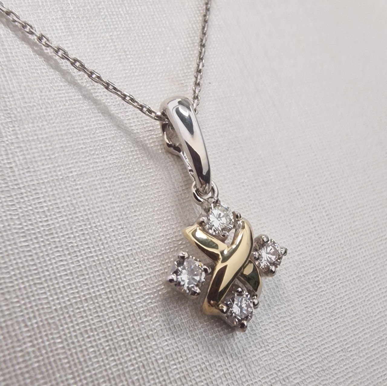 Кулон Deimantas 101763232 0,97гр 0,22ct. купить,NaN