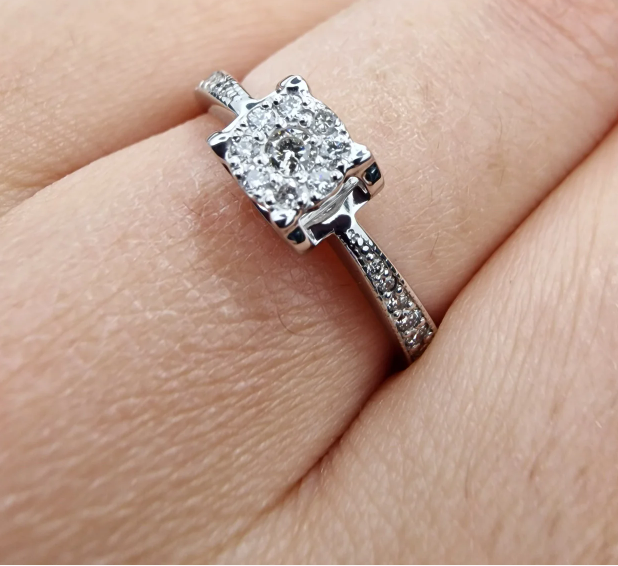Комплект Deimantas 101779105 8,42гр 0,30ct 0,44ct. купить,NaN