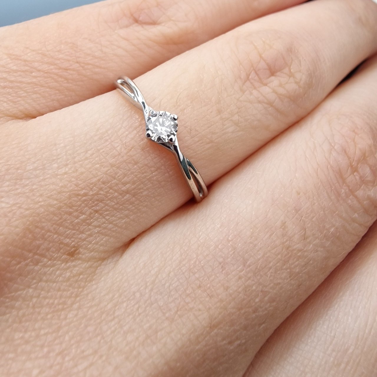 Кольцо Deimantas 101933219 18р 1,48гр 0,17ct. купить,NaN