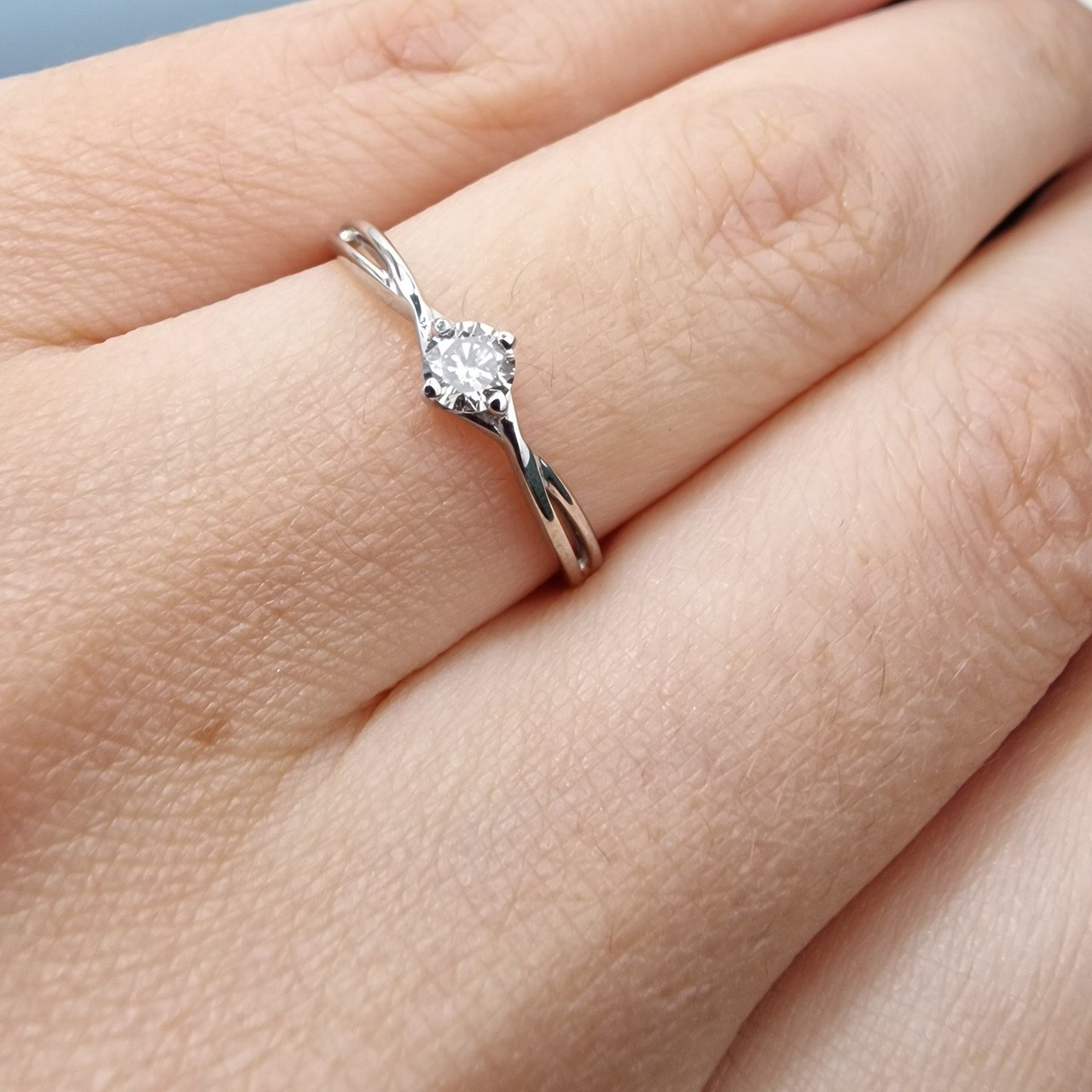 Кольцо Deimantas 101933219 18р 1,48гр 0,17ct. купить,NaN
