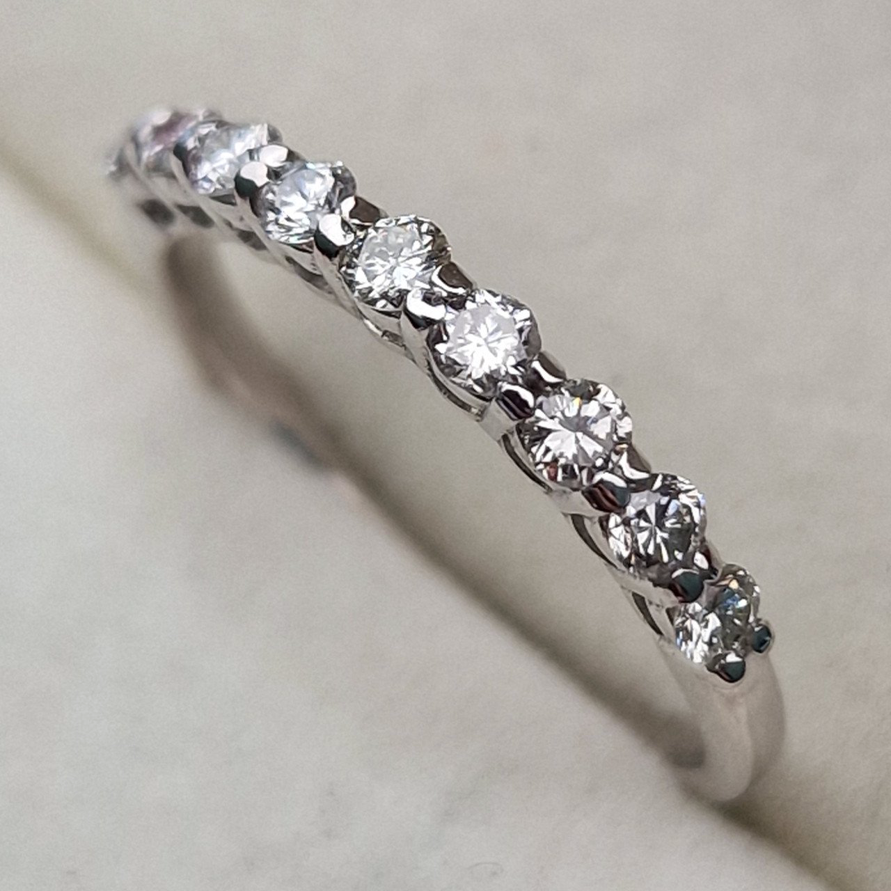 Кольцо Deimantas 101933231 17р 1,72гр 0,373ct. купить,NaN