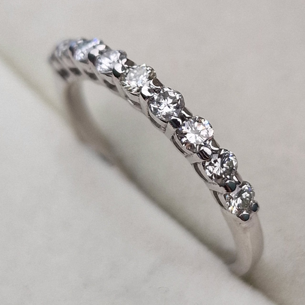 Кольцо Deimantas 101933231 17р 1,72гр 0,373ct. купить,NaN