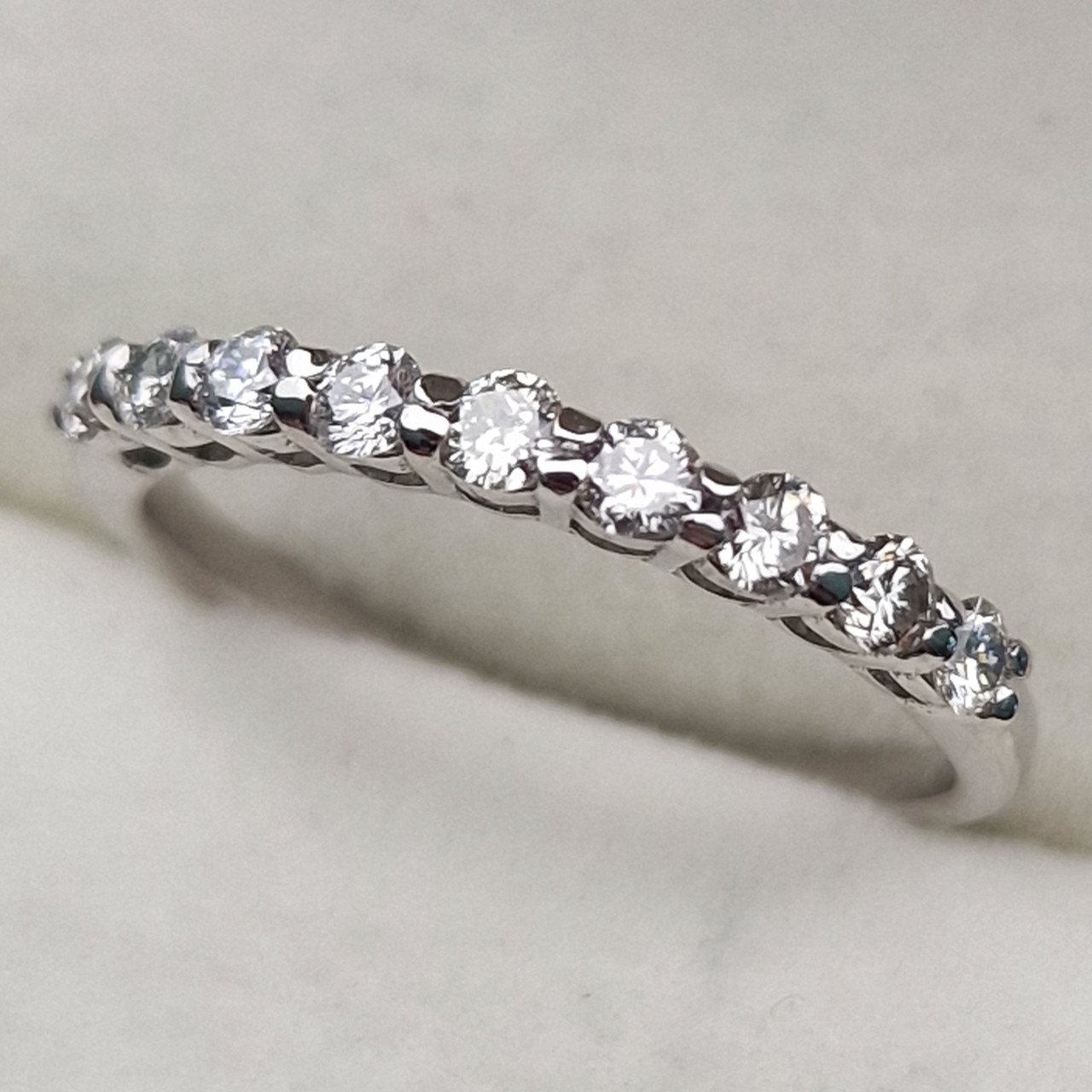 Кольцо Deimantas 101933231 17р 1,72гр 0,373ct. купить,NaN