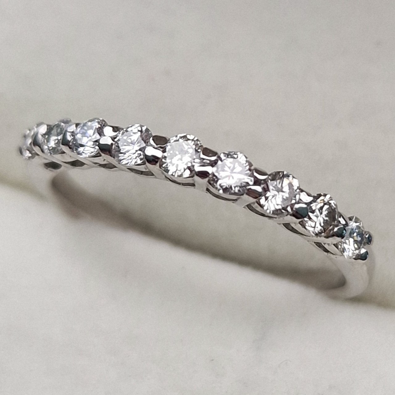 Кольцо Deimantas 101933231 17р 1,72гр 0,373ct. купить,NaN