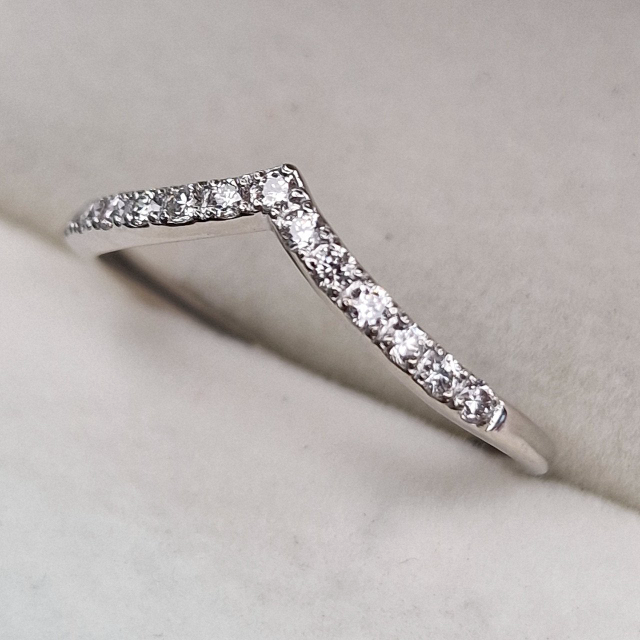 Кольцо Deimantas 101934116 17р 1,02гр 0,181ct. купить,NaN