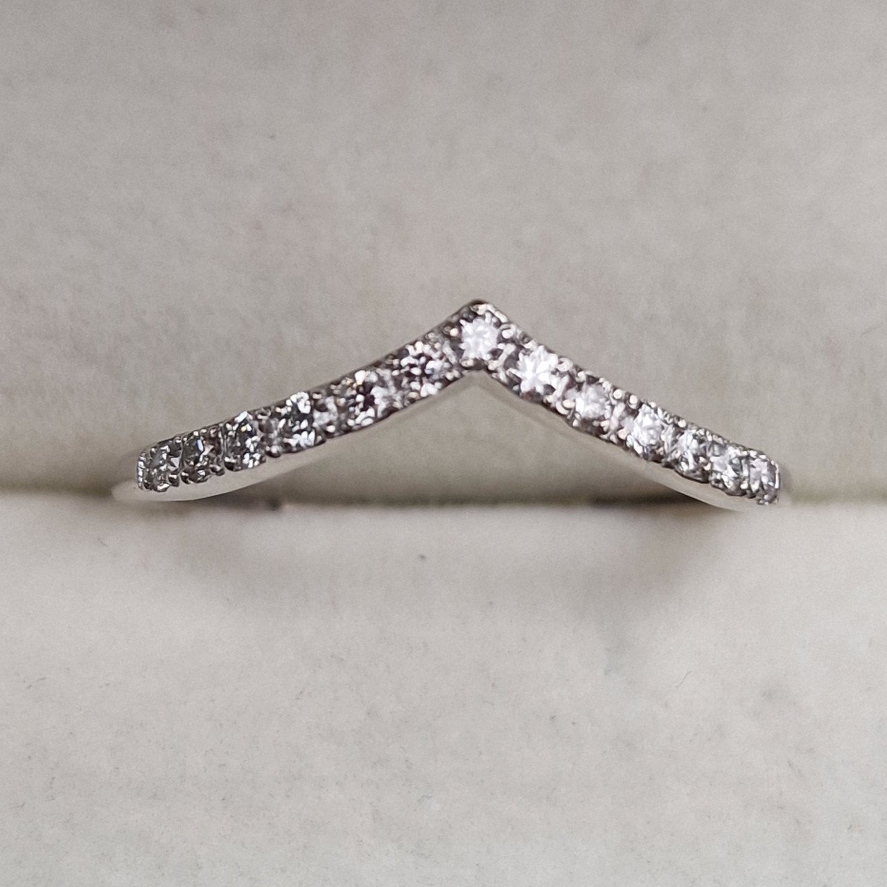 Кольцо Deimantas 101934116 17р 1,02гр 0,181ct. купить,NaN
