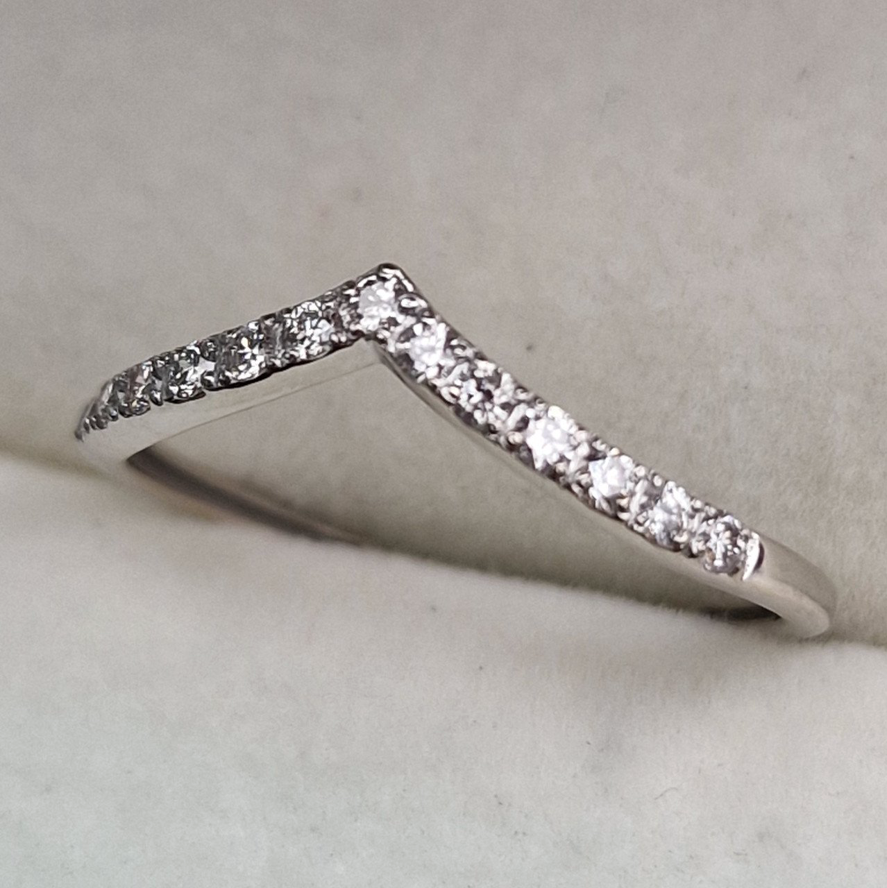 Кольцо Deimantas 101934116 17р 1,02гр 0,181ct. купить,NaN