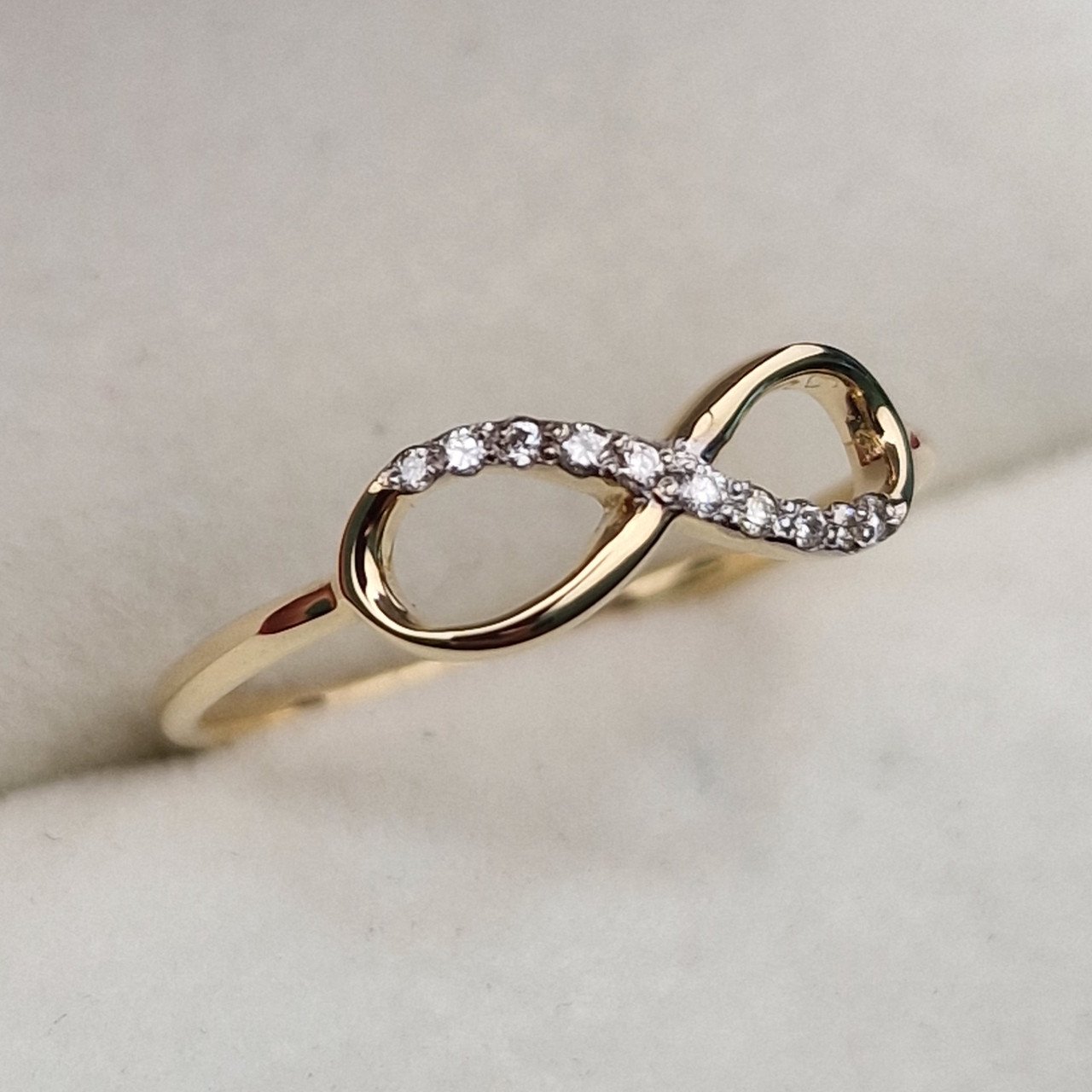 Кольцо Deimantas 101934122 17р 1,16гр 0,047ct. купить,NaN