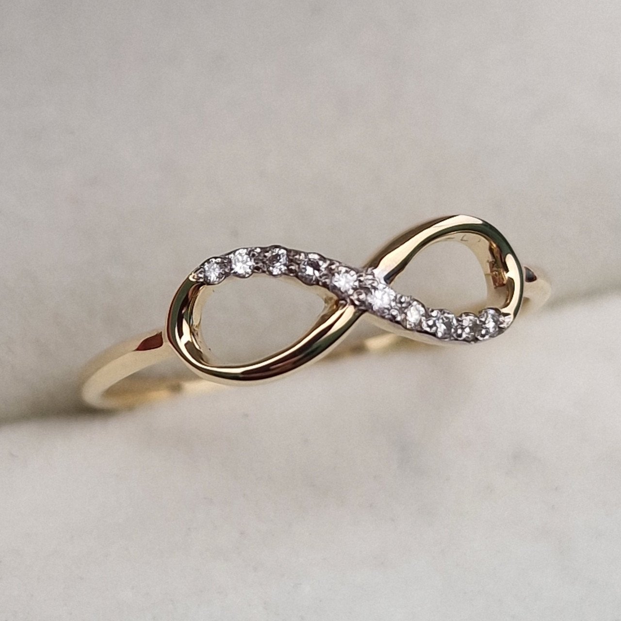 Кольцо Deimantas 101934122 17р 1,16гр 0,047ct. купить,NaN