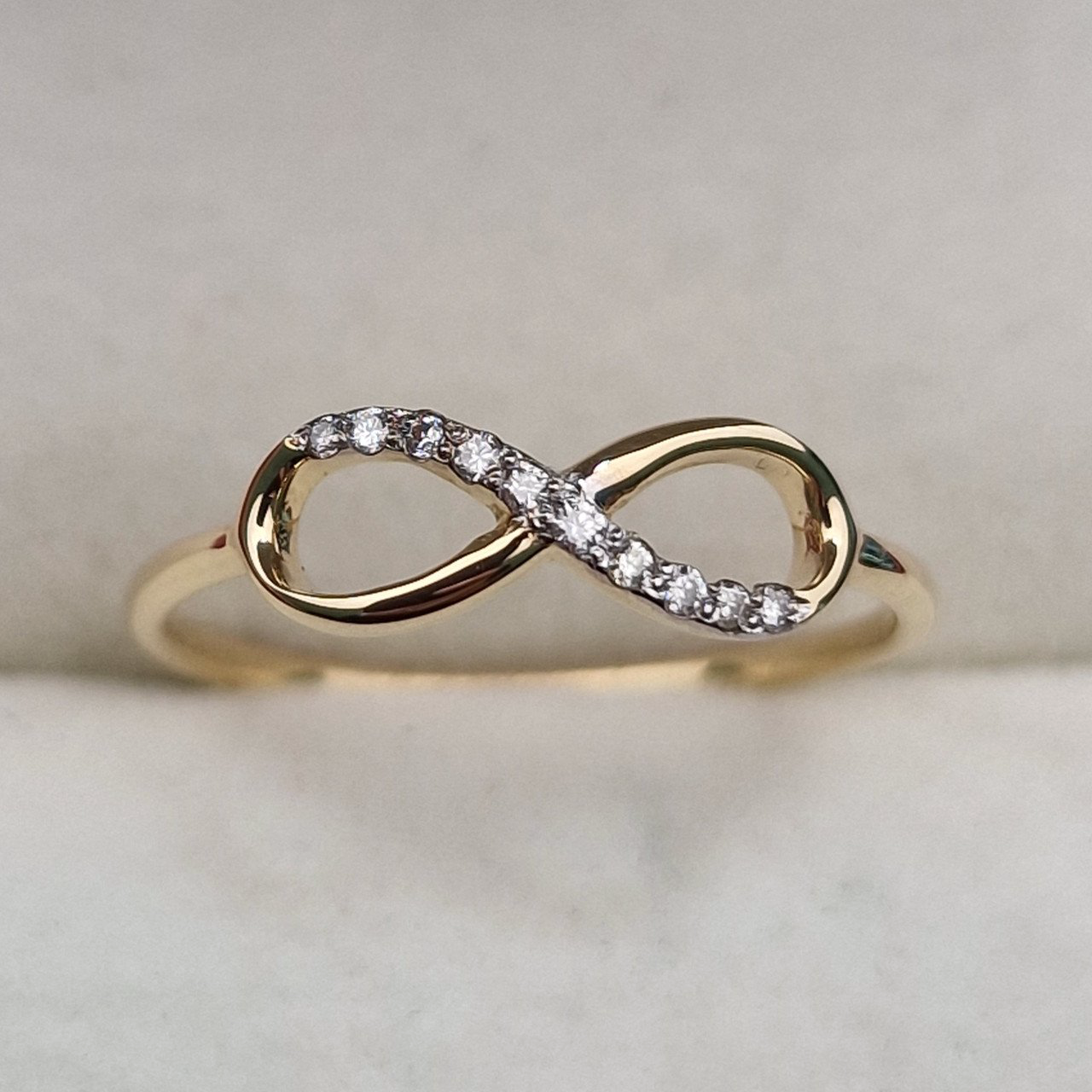 Кольцо Deimantas 101934122 17р 1,16гр 0,047ct. купить,NaN