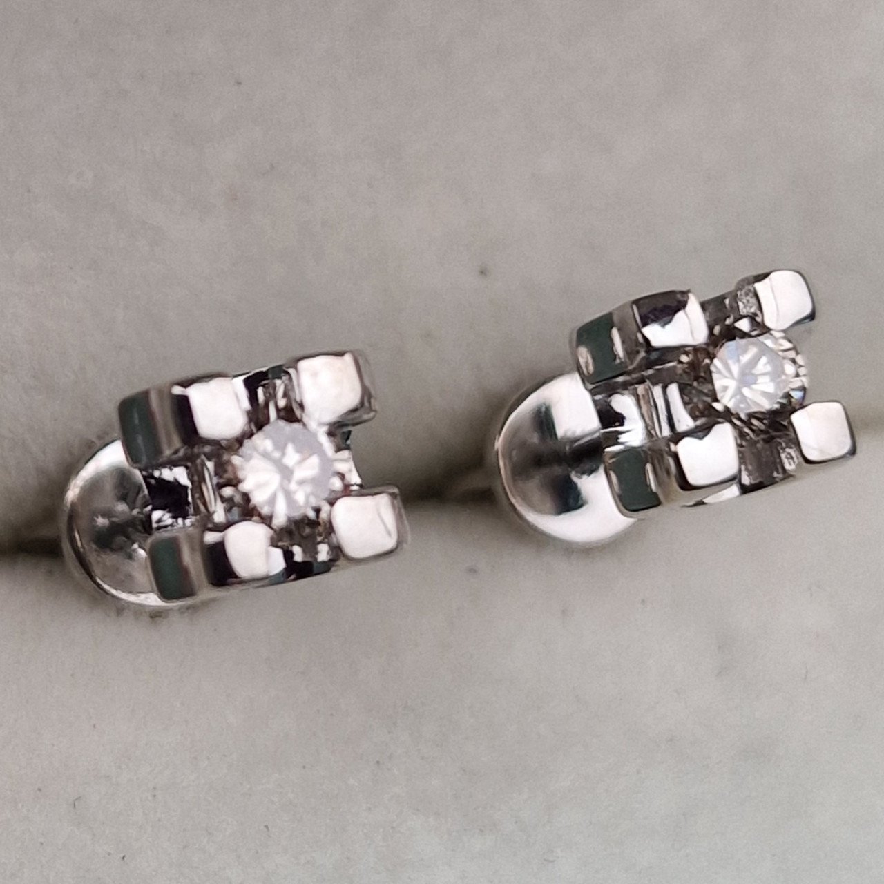 Серьги Deimantas 101934220 2,26гр 0,261ct. купить,NaN