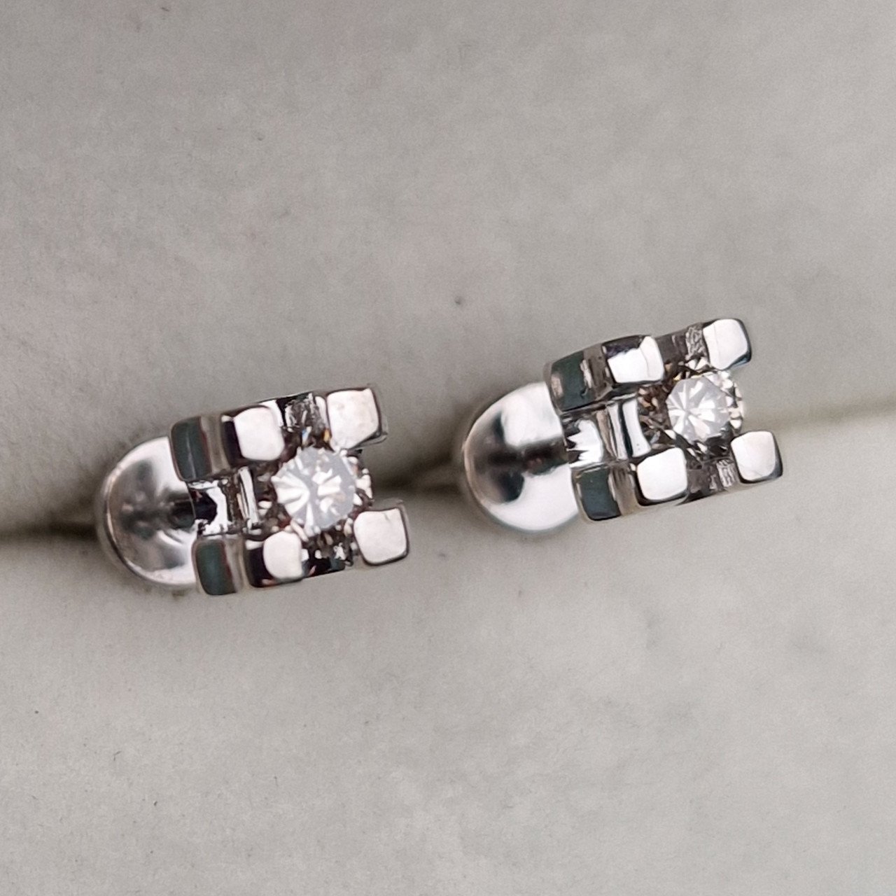 Серьги Deimantas 101934220 2,26гр 0,261ct. купить,NaN