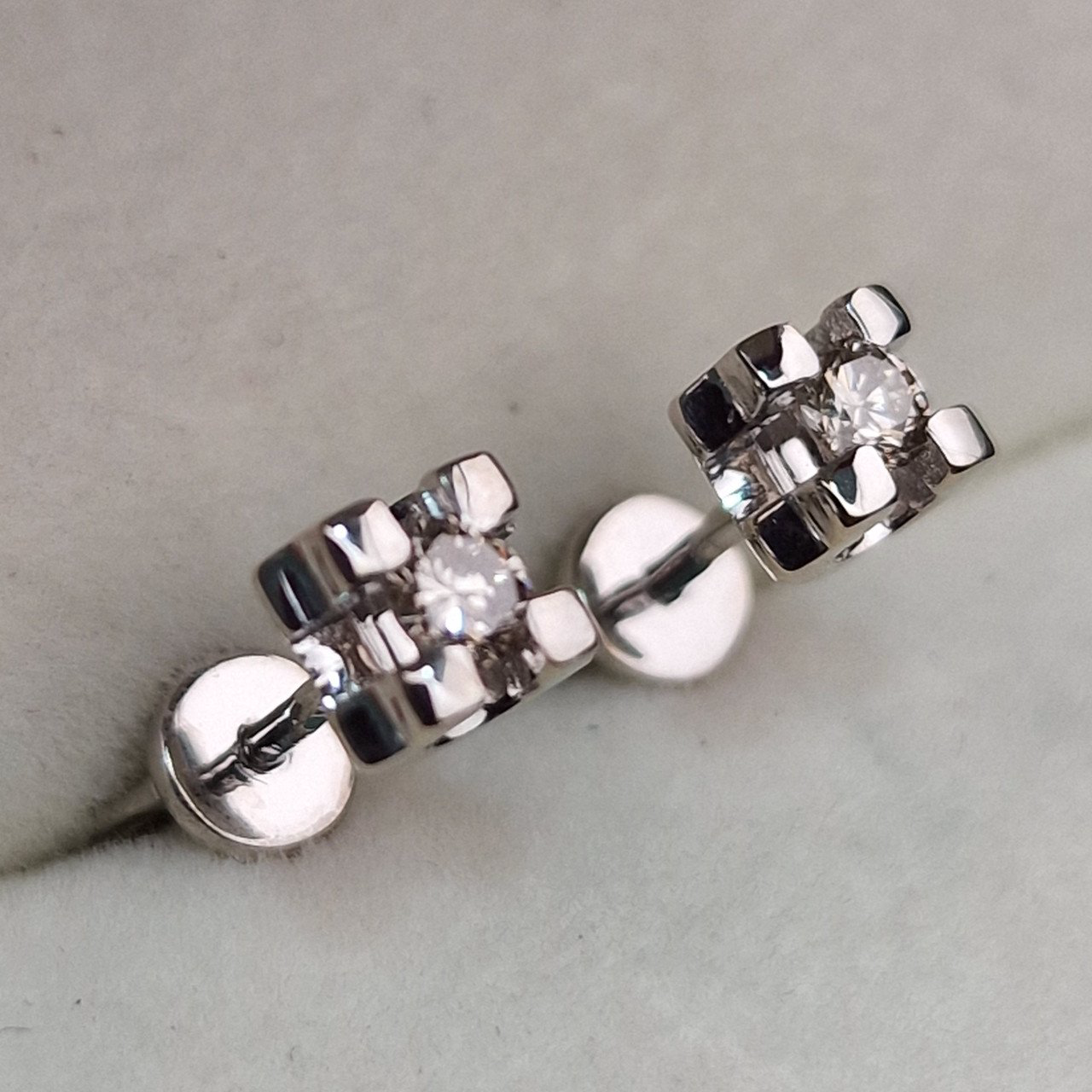 Серьги Deimantas 101934220 2,26гр 0,261ct. купить,NaN