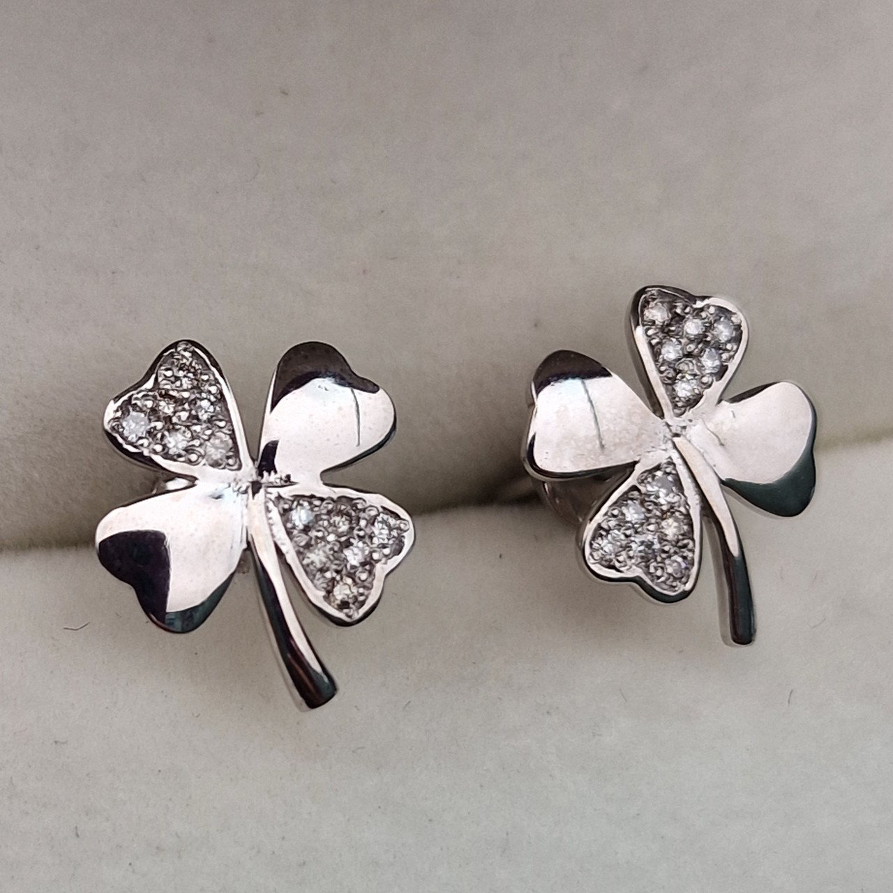 Серьги Deimantas 101934231 2,02гр 0,147ct. купить,NaN