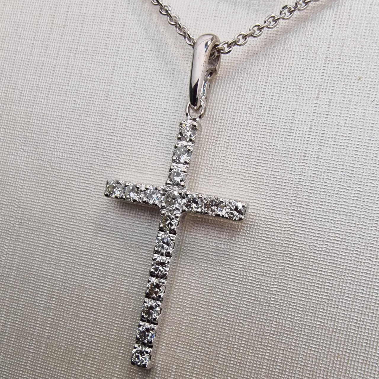 Кулон Deimantas 101934297 1,99гр 0,518ct. купить,NaN