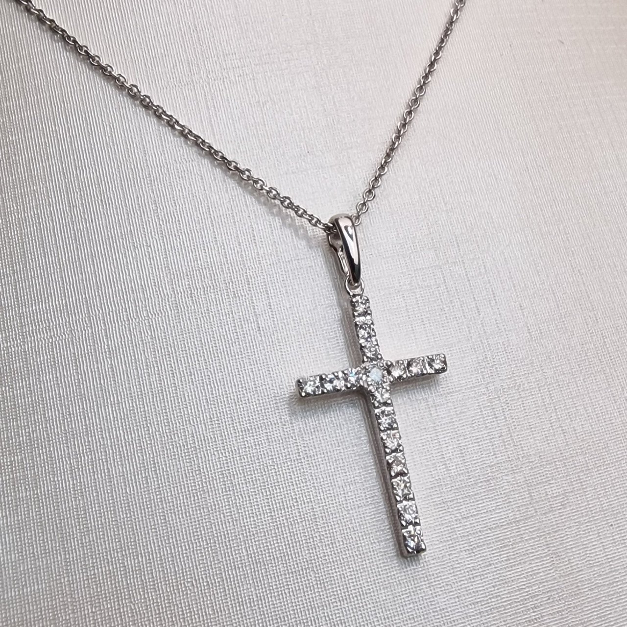 Кулон Deimantas 101934297 1,99гр 0,518ct. купить,NaN