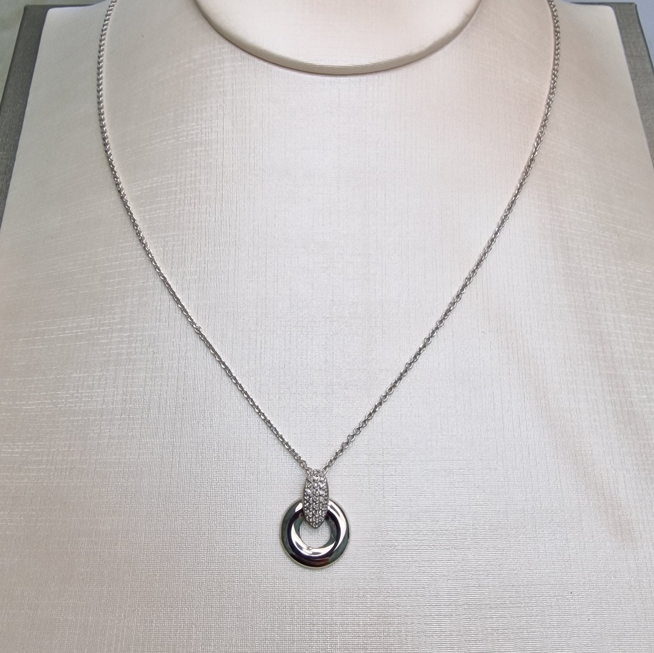 Кулон Deimantas 101934310 0,96гр 0,106ct. купить,NaN