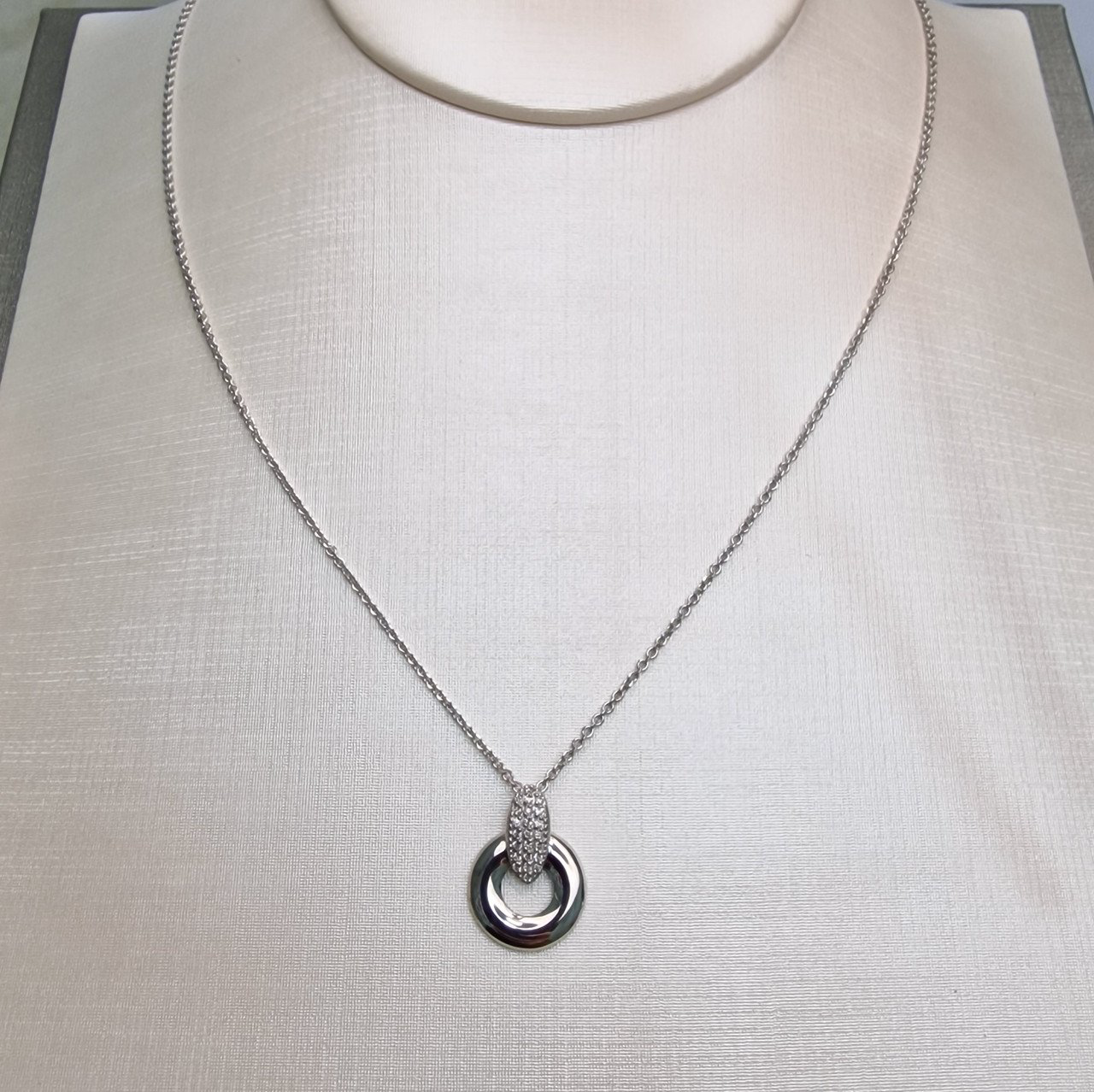 Кулон Deimantas 101934310 0,96гр 0,106ct. купить,NaN