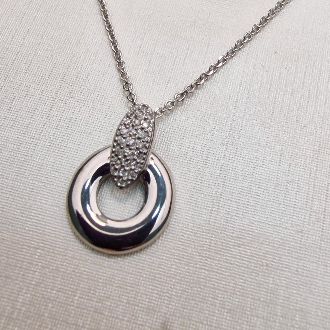 Кулон Deimantas 101934310 0,96гр 0,106ct. купить,NaN