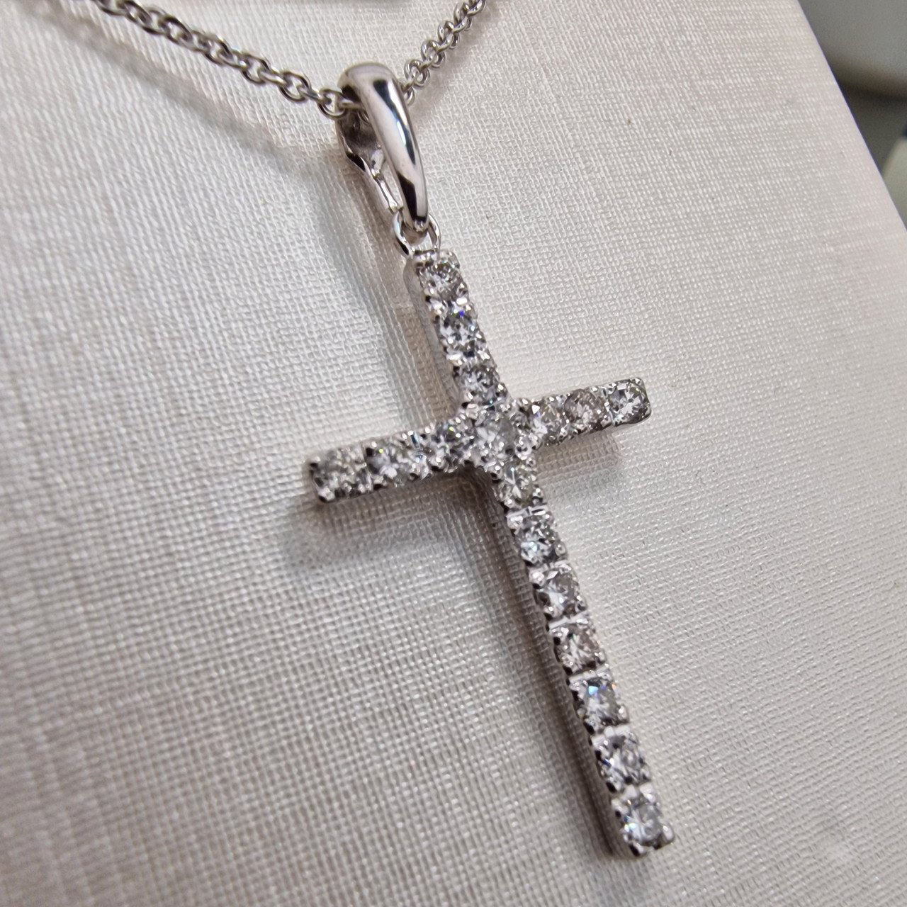 Кулон Deimantas 101934297 1,99гр 0,518ct. купить,NaN