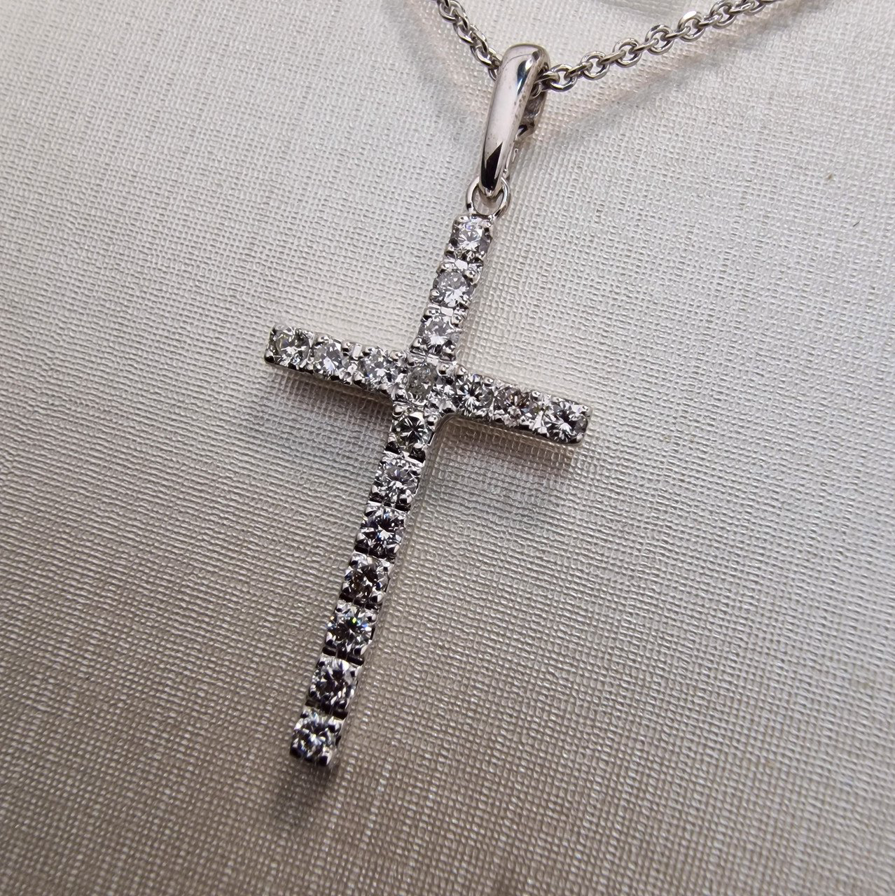 Кулон Deimantas 101934297 1,99гр 0,518ct. купить,NaN