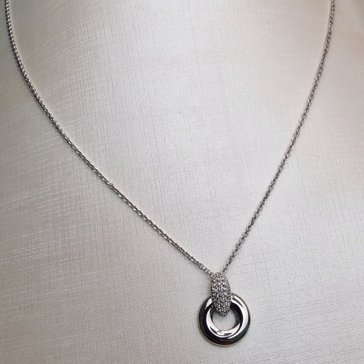 Кулон Deimantas 101934310 0,96гр 0,106ct. купить,NaN