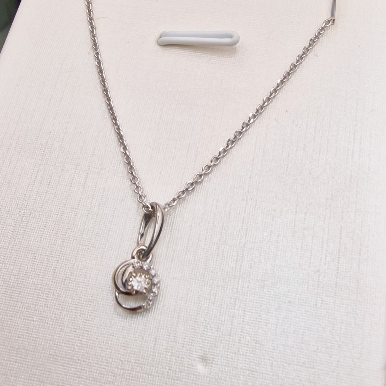 Кулон Deimantas 101934426 0,48гр 0,163ct. купить,NaN