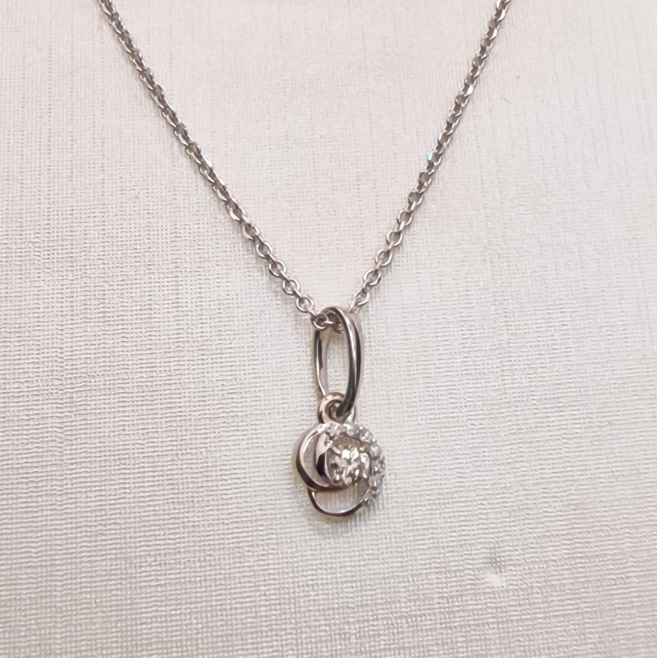 Кулон Deimantas 101934426 0,48гр 0,163ct. купить,NaN