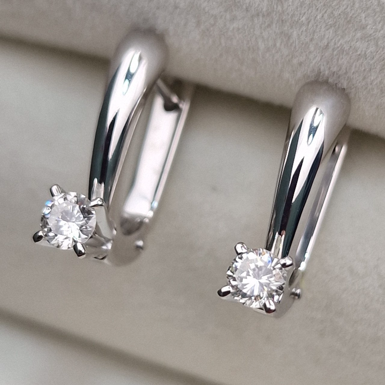 Серьги Deimantas 102074561 3,4гр 0,34ct. купить,NaN