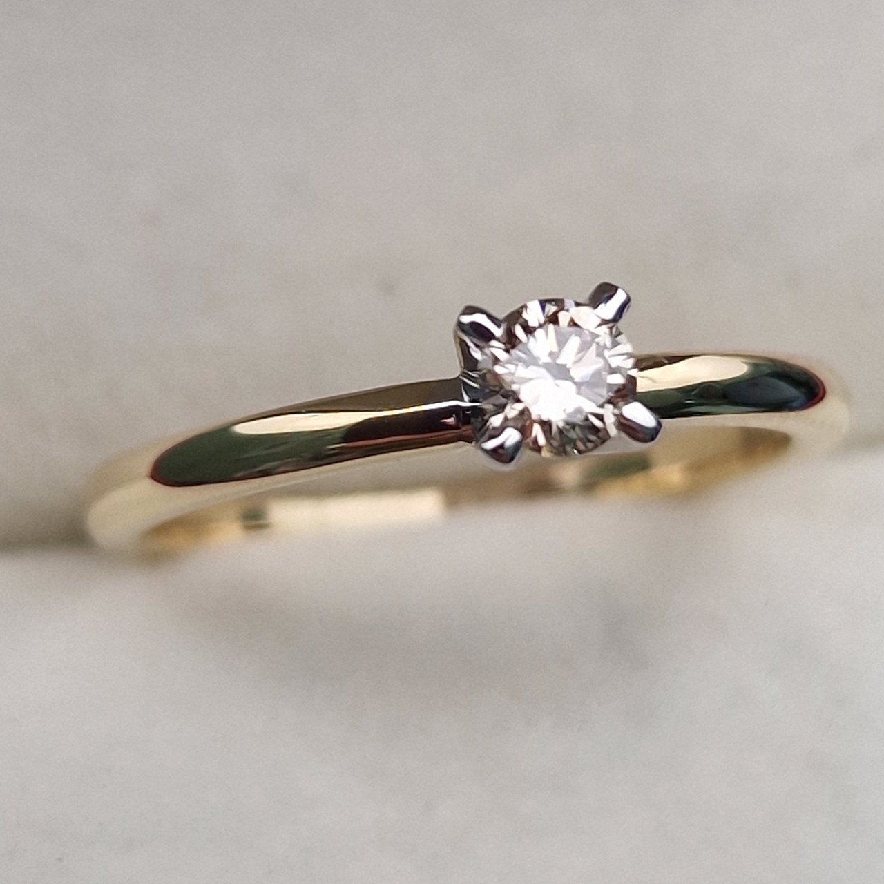 Кольцо Deimantas 102074574 17р 2,15гр 0,182ct. купить,NaN