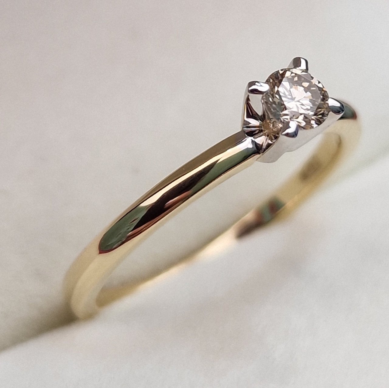 Кольцо Deimantas 102074574 17р 2,15гр 0,182ct. купить,NaN