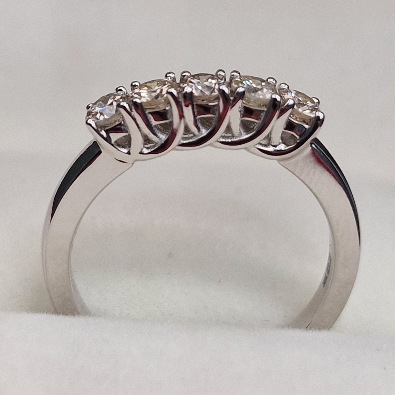 Кольцо Deimantas 102074593 17р 3,58гр 0,465ct. купить,NaN
