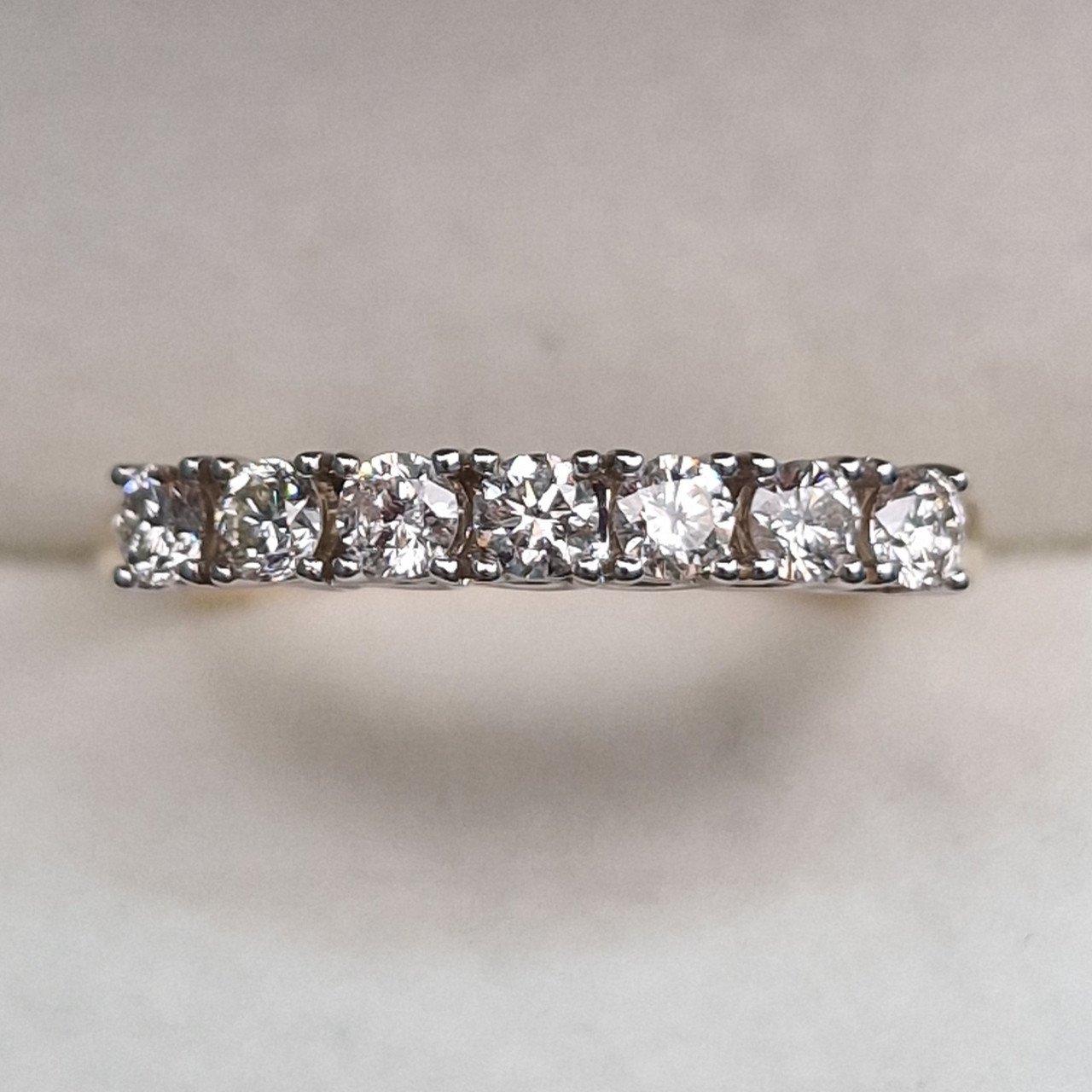 Кольцо Deimantas 102074597 18,5р 3,51гр 0,642ct. купить,NaN
