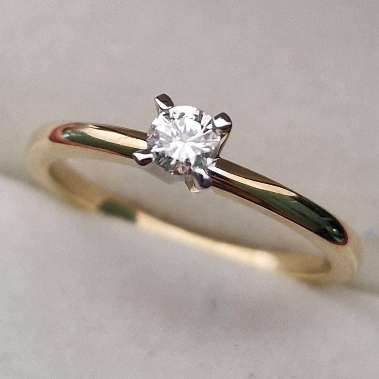 Кольцо Deimantas 102187804 17р 2,18гр 0,18ct. купить,NaN