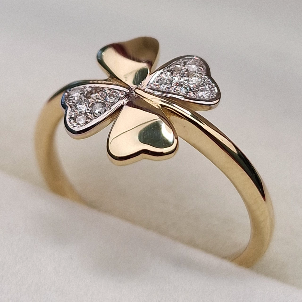 Кольцо Deimantas 102187814 15,5р 1,79гр 0,066ct. купить,NaN